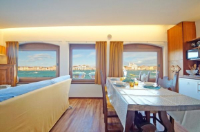 DolceVita Apartments N 453 Canal View Venedig